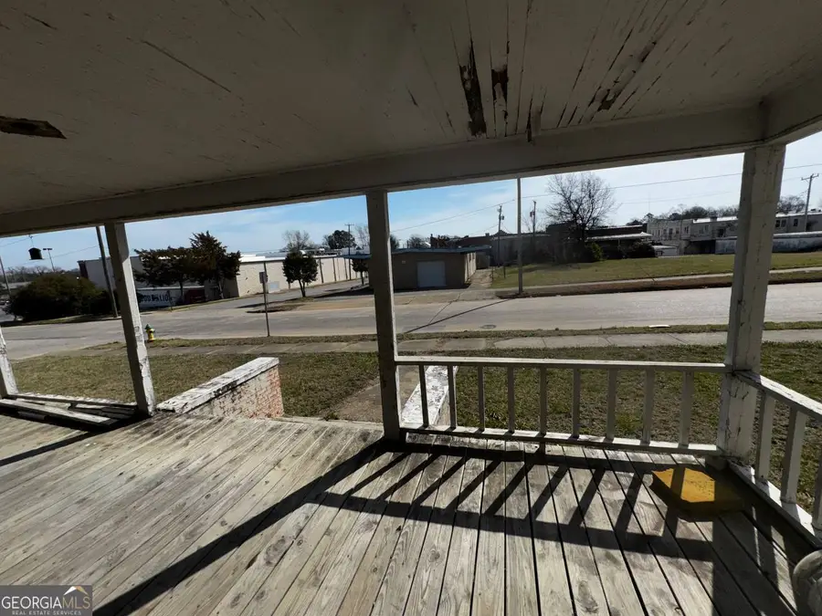 201 Jackson St., Roanoke Rapids, NC 27827 - #3