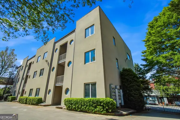 15 Waddell Street Ne #303, Atlanta, GA 30307