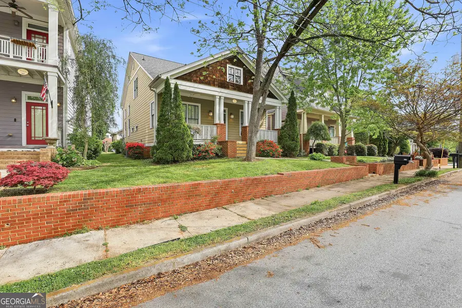 905 Custer St, Hapeville, GA 30354 - #2