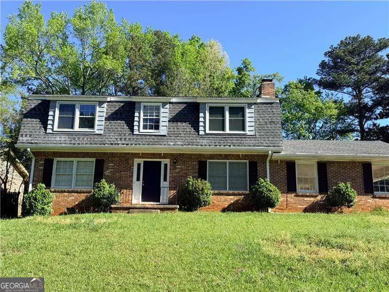 4450 Abingdon Drive, Stone Mountain, GA 30083 - #3
