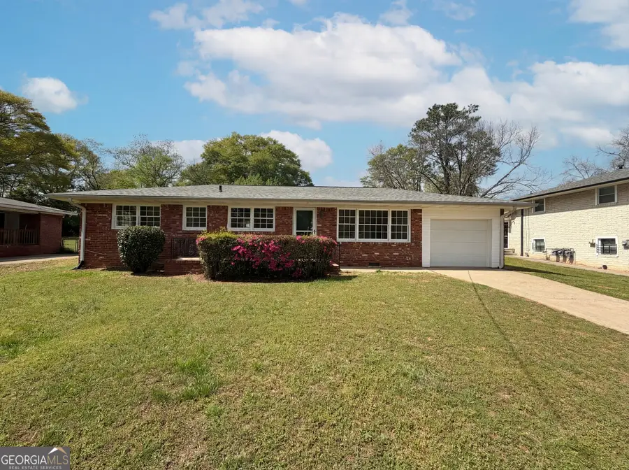 96 Greene Street Ne, Fairburn, GA 30213 - #2