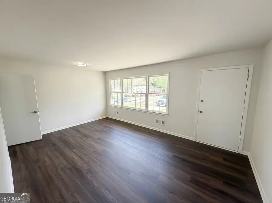 96 Greene Street Ne, Fairburn, GA 30213 - #3