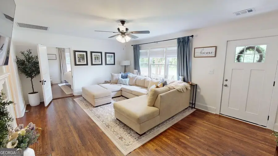 69 W Stephens Street, Winder, GA 30680 - #3