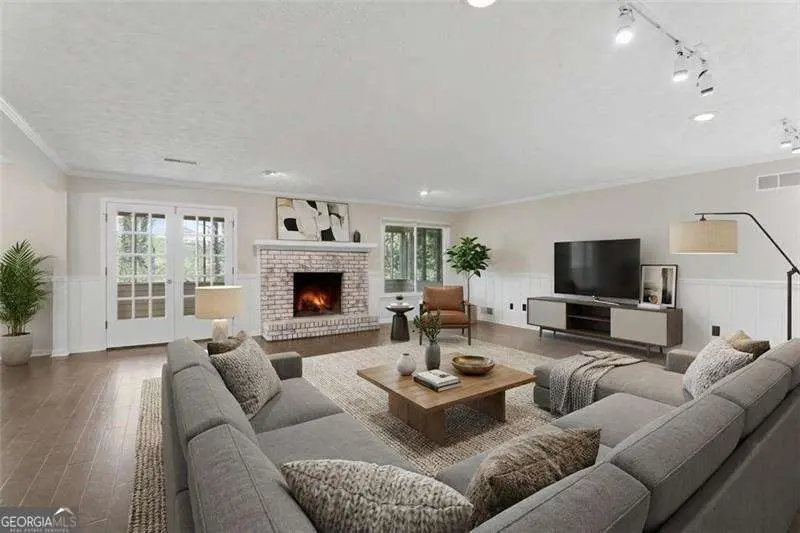 1410 Dallas Circle Sw, Marietta, GA 30064 - #1