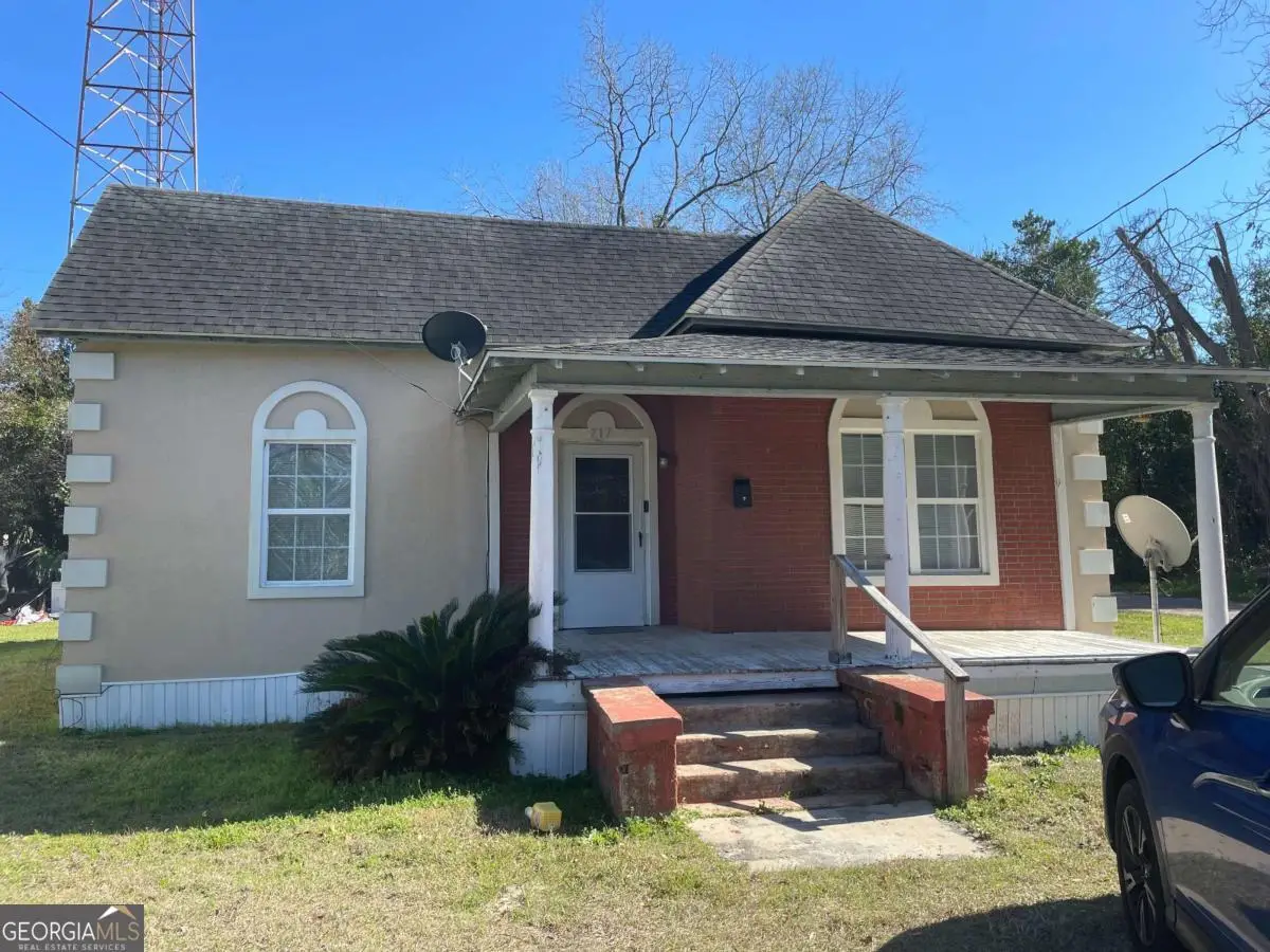 717 Glenore Avenue, Waycross, GA 31503 - #1