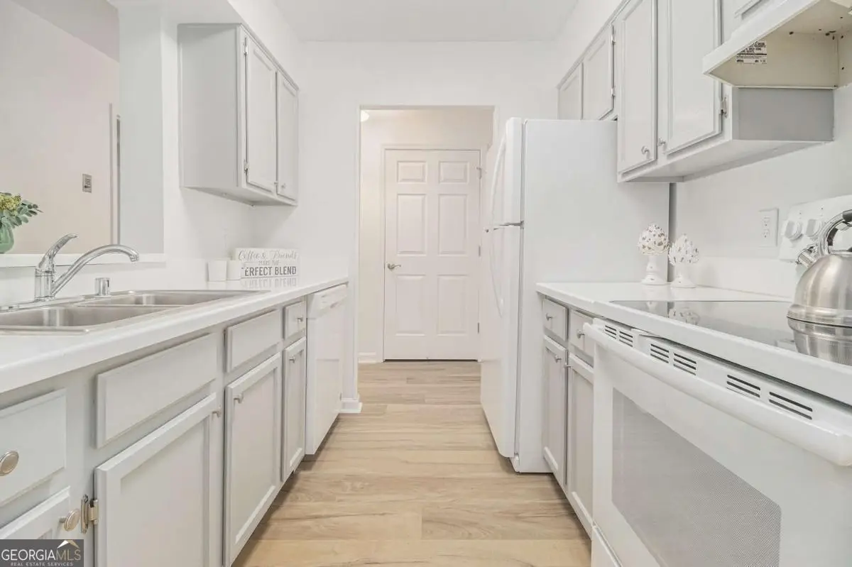 300 Johnson Ferry Road Ne #A203, Sandy Springs, GA 30328 - #1