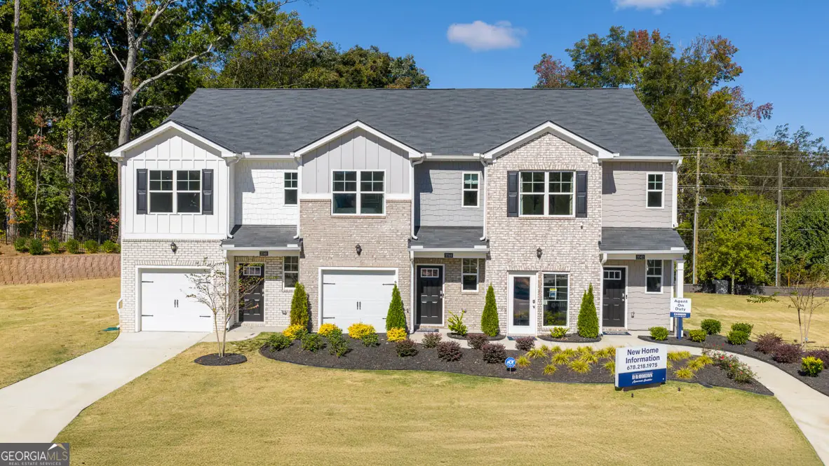 2050 Crossing Road, Stone Mountain, GA 30088 - #1