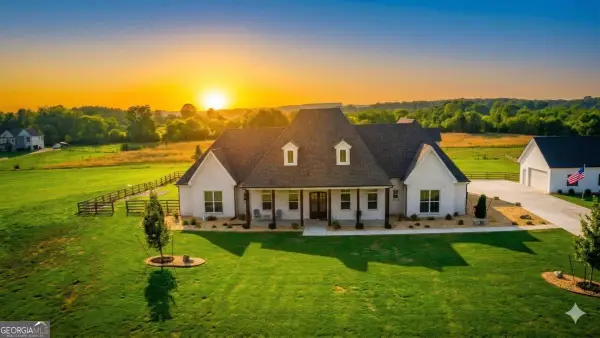 29 Ravenfield Road, Taylorsville, GA 30178