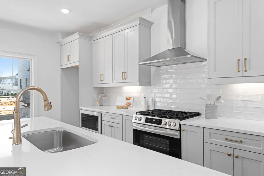 3314 Springhaven Avenue, Hapeville, GA 30354 - #3