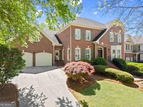 960 Allen Lake Lane, Suwanee, GA 30024