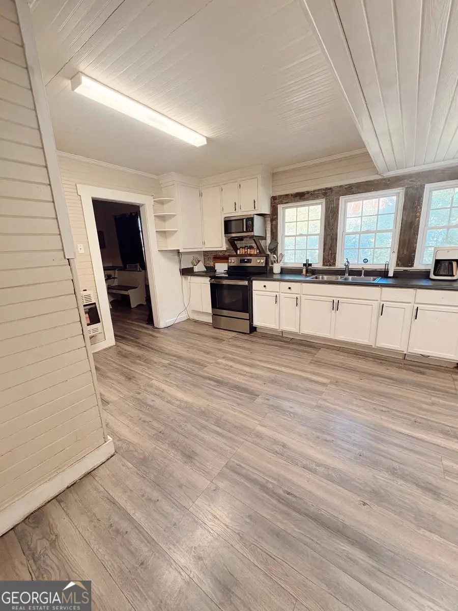 6617 E College Street, Wrightsville, GA 31096 - #3