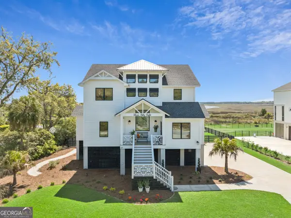 358 Maiden Creek Drive, Waverly, GA 31565