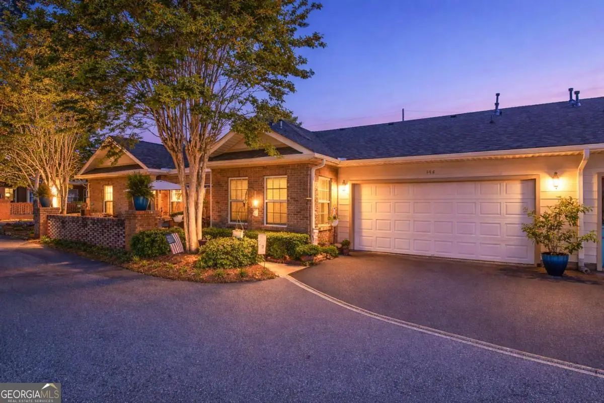 149 Villa Park Circle, Stone Mountain, GA 30087 - #1