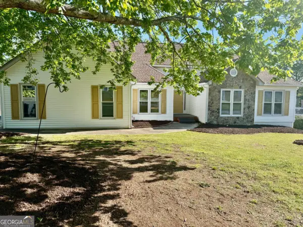 2965 Hunters Pond Court, Snellville, GA 30078