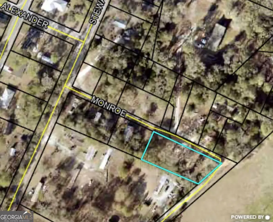 267 Clark Avenue, Lyons, GA 30436 - #2