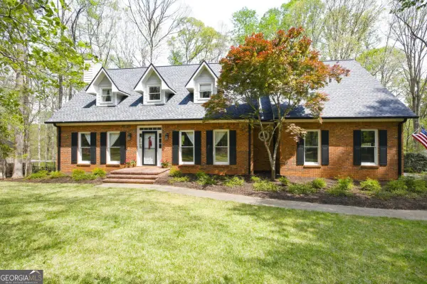 502 Riverview Court, Woodstock, GA 30188