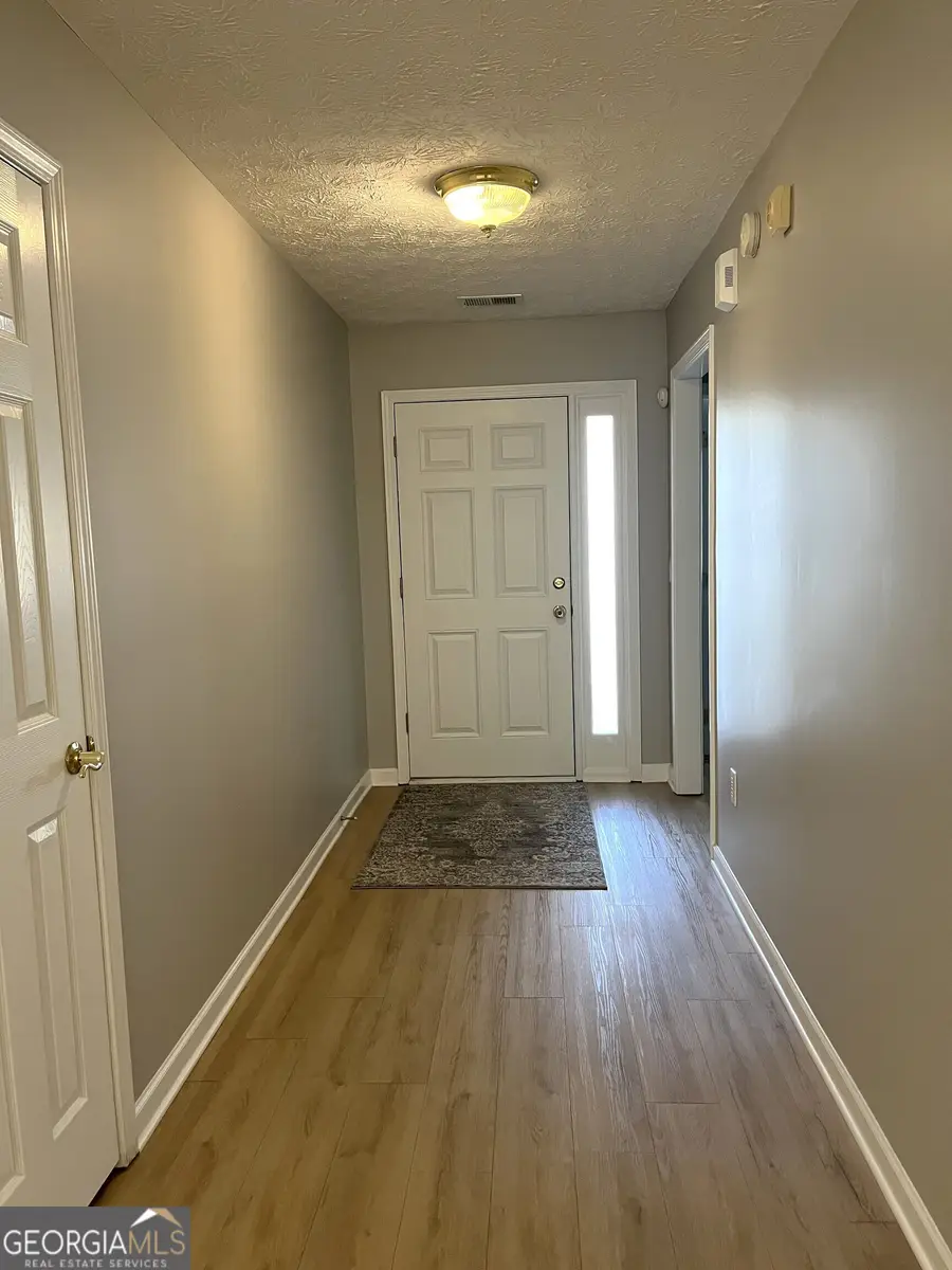 948 Village View Circle, Loganville, GA 30052 - #2