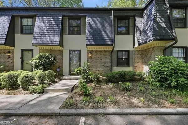 225 Triumph Drive Nw, Atlanta, GA 30327