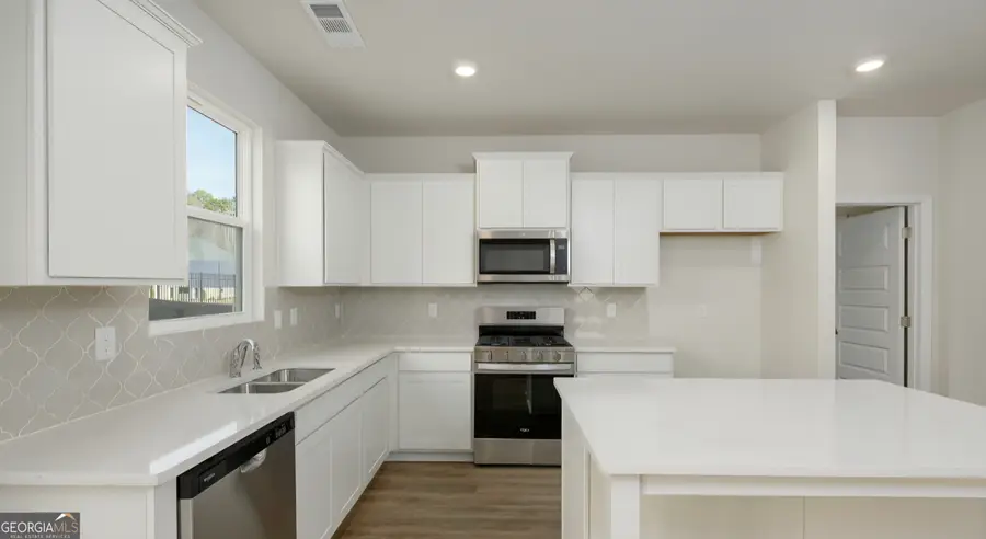 43 Weymouth Drive, Locust Grove, GA 30248 - #2