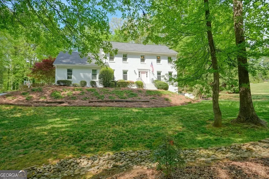 1075 Willow Bend, Roswell, GA 30075 - #1