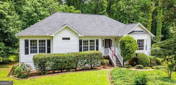 567 Leah Drive, Powder Springs, GA 30127
