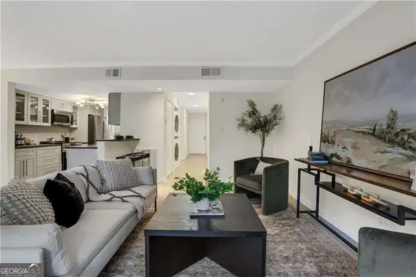 9 Ivy Gates Ne, Atlanta, GA 30342