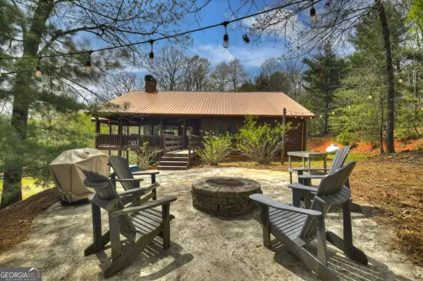 6 Red Holly Road, Blue Ridge, GA 30513