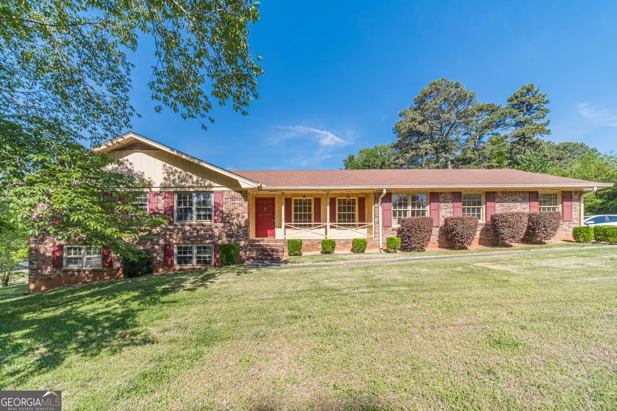 5565 Five Forks Trickum Road, Stone Mountain, GA 30087 - #1