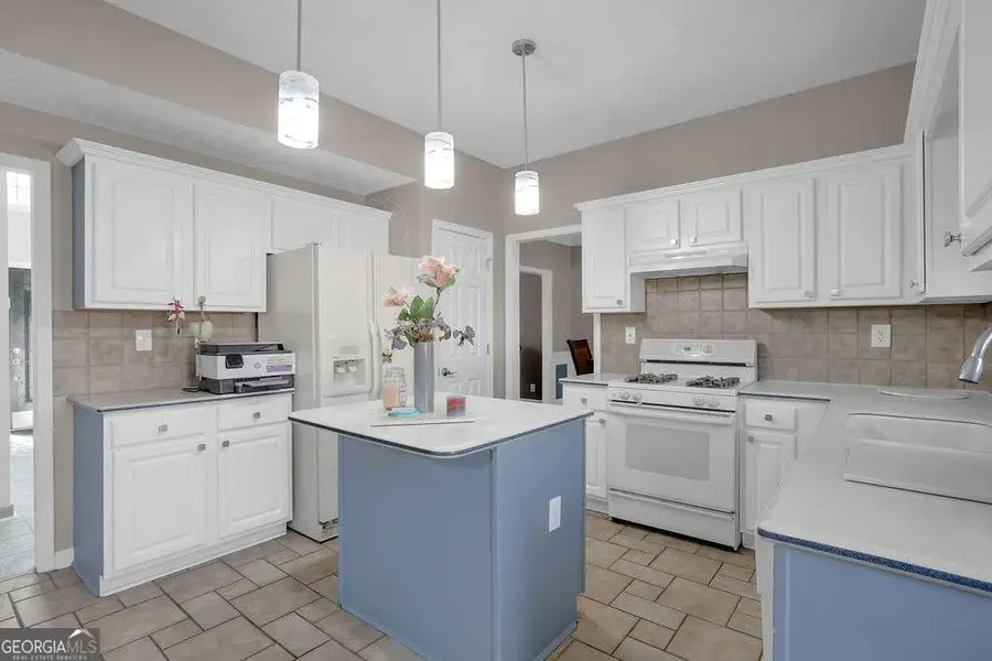 5425 Taylor Road, Alpharetta, GA 30022 - #3