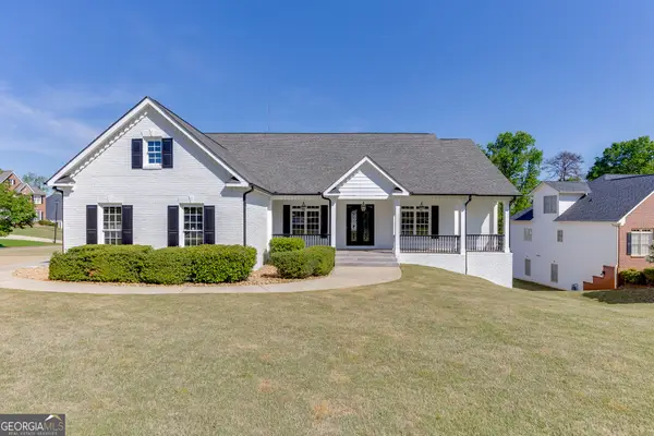 5821 Chalet Way, Hoschton, GA 30548