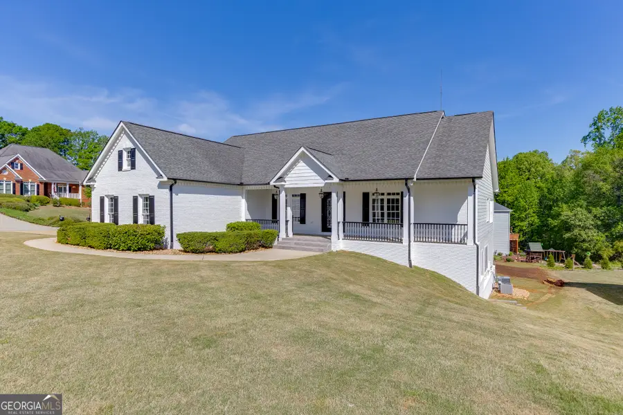 5821 Chalet Way, Hoschton, GA 30548 - #2