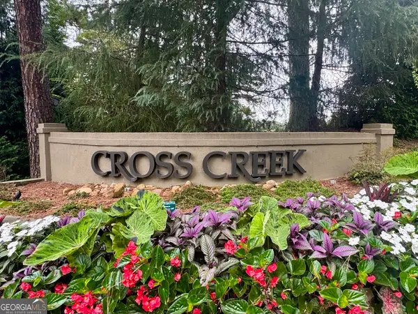 102 Rosaire Place Nw, Atlanta, GA 30327