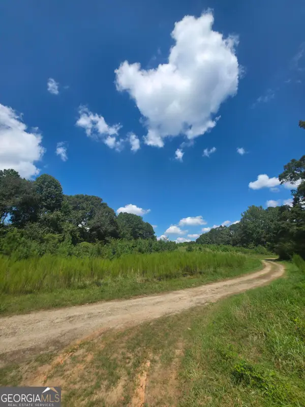 80 Charlotte Circle, Statham, GA 30666