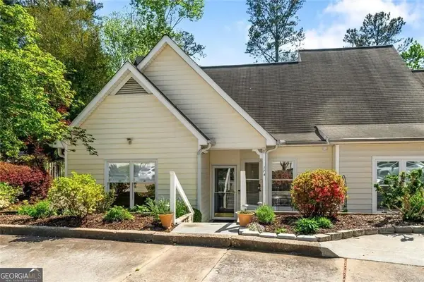 174 Victoria Way, Roswell, GA 30075