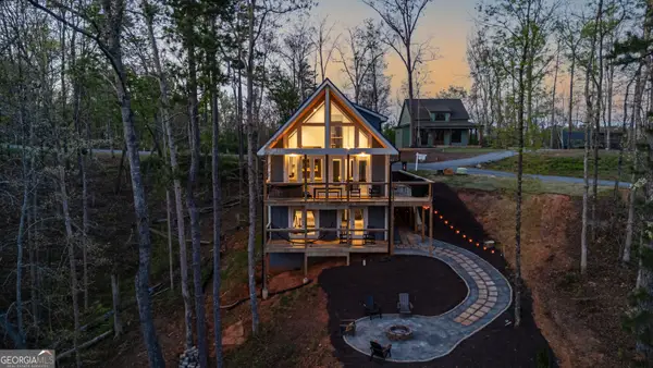 84 Ridge Line Trail, Ellijay, GA 30540