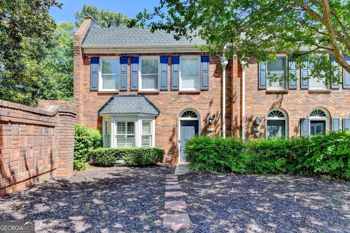 7111 Saint Charles Square, Roswell, GA 30075 - #1