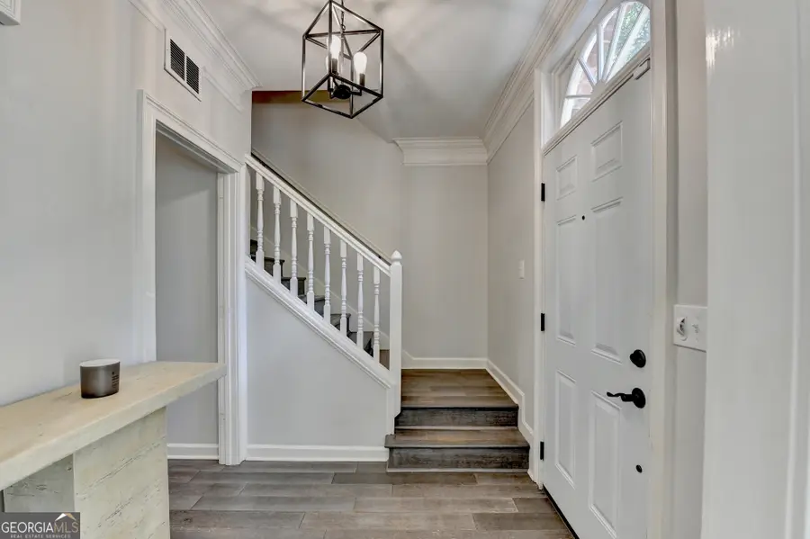 7111 Saint Charles Square, Roswell, GA 30075 - #2