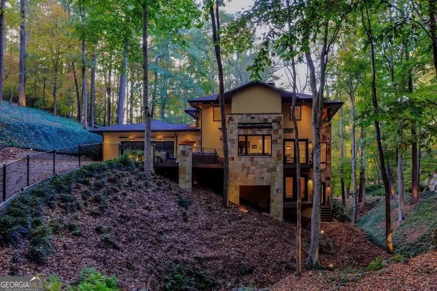 1180 E Beechwood Drive Nw, Atlanta, GA 30327 - #2