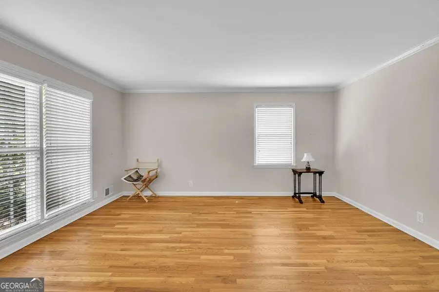 5614 Glenrich Drive, Dunwoody, GA 30338 - #3