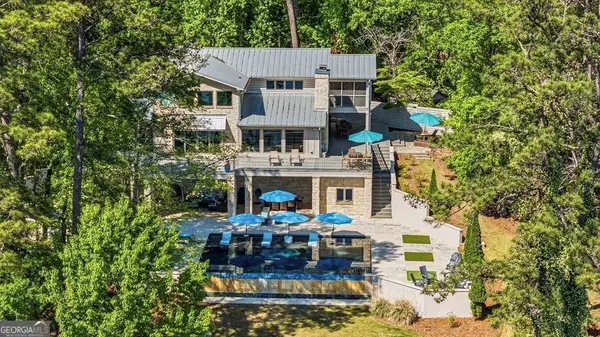 677 Layfield Branch Road, Hamilton, GA 31811