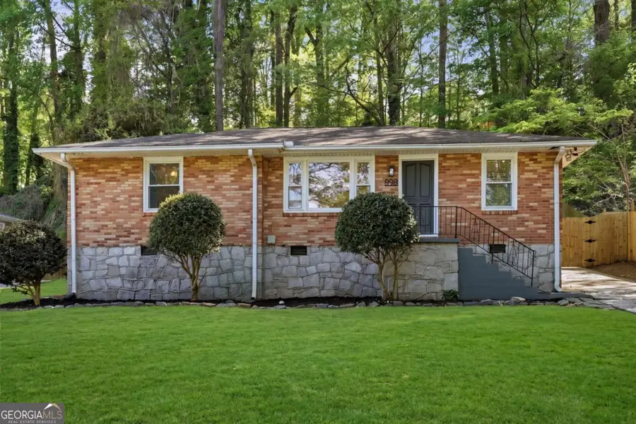 898 Scott Circle, Decatur, GA 30033 - #2