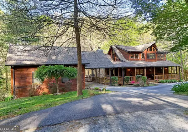 139 Deer Trail, Mineral Bluff, GA 30559