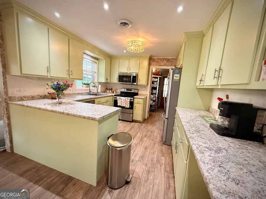 396 Douglas Highway, Hazlehurst, GA 31539 - #2