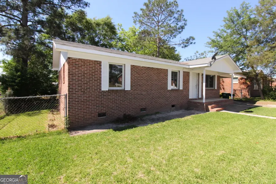 301 W 25th Avenue, Cordele, GA 31015 - #2