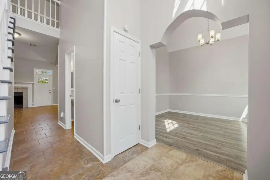 425 Tramore Court, Roswell, GA 30075 - #3