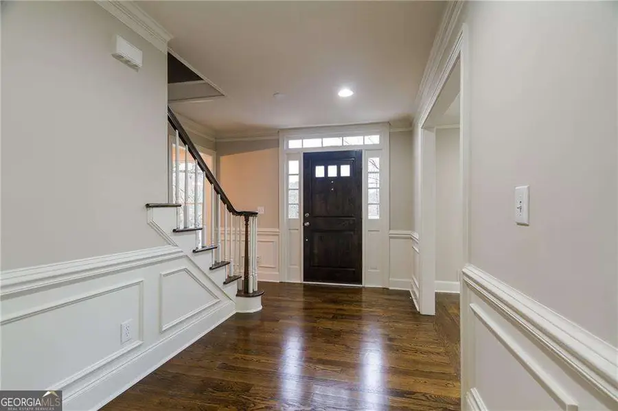 1565 Summerset Drive, Dunwoody, GA 30338 - #2