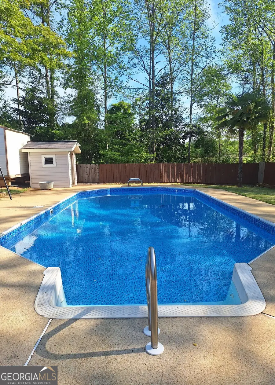 198 W Sears Street, Valley, AL 36854 - #3