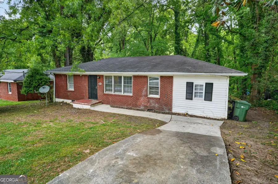 2416 Meadow Park Drive Sw, Atlanta, GA 30315 - #2