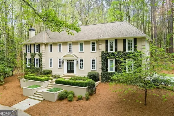 2755 Mack Dobbs Road, Kennesaw, GA 30152