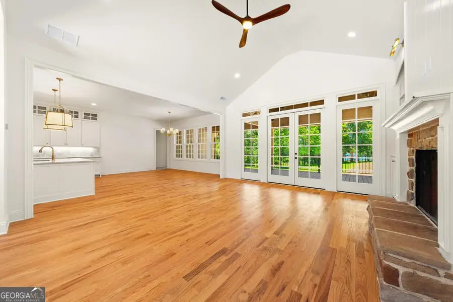 707 Vickery Street Extension, Hartwell, GA 30643 - #3